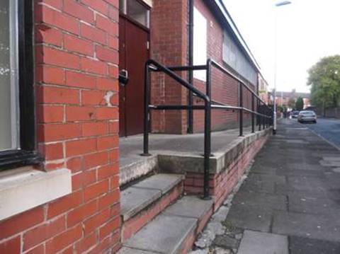 http://www.medlockhead.co.uk/barnabas/church_exterior_files/image026.jpg