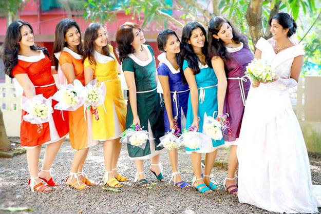 http://www.weddingstreet.in/photogal/brides2.jpg